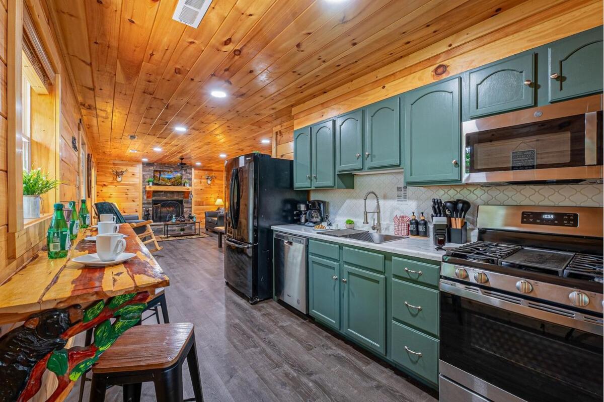 Paradise At The Smokies Cabin With Hot Tub! Sevierville Zewnętrze zdjęcie